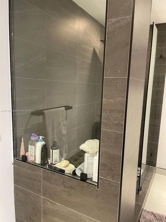 For Sale: $539,000 (3 beds, 2 baths, 1700 Square Feet)