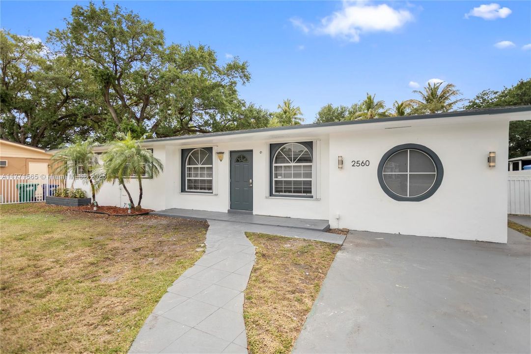 Недавно арендовано: $4,300 (4 спален, 2 ванн, 1588 Квадратных фут)