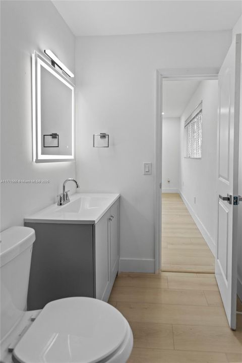 Недавно арендовано: $4,300 (4 спален, 2 ванн, 1588 Квадратных фут)