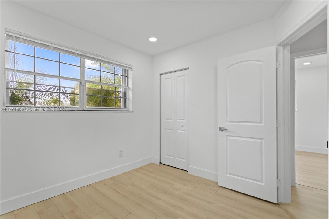 Недавно арендовано: $4,300 (4 спален, 2 ванн, 1588 Квадратных фут)