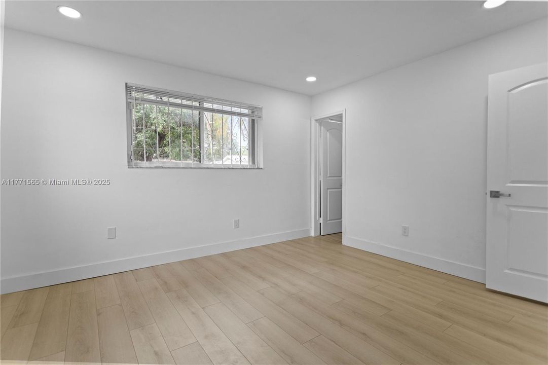 Недавно арендовано: $4,300 (4 спален, 2 ванн, 1588 Квадратных фут)