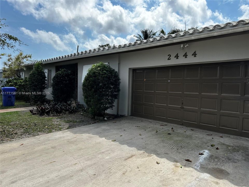 Recently Sold: $454,900 (2 beds, 1 baths, 1452 Square Feet)