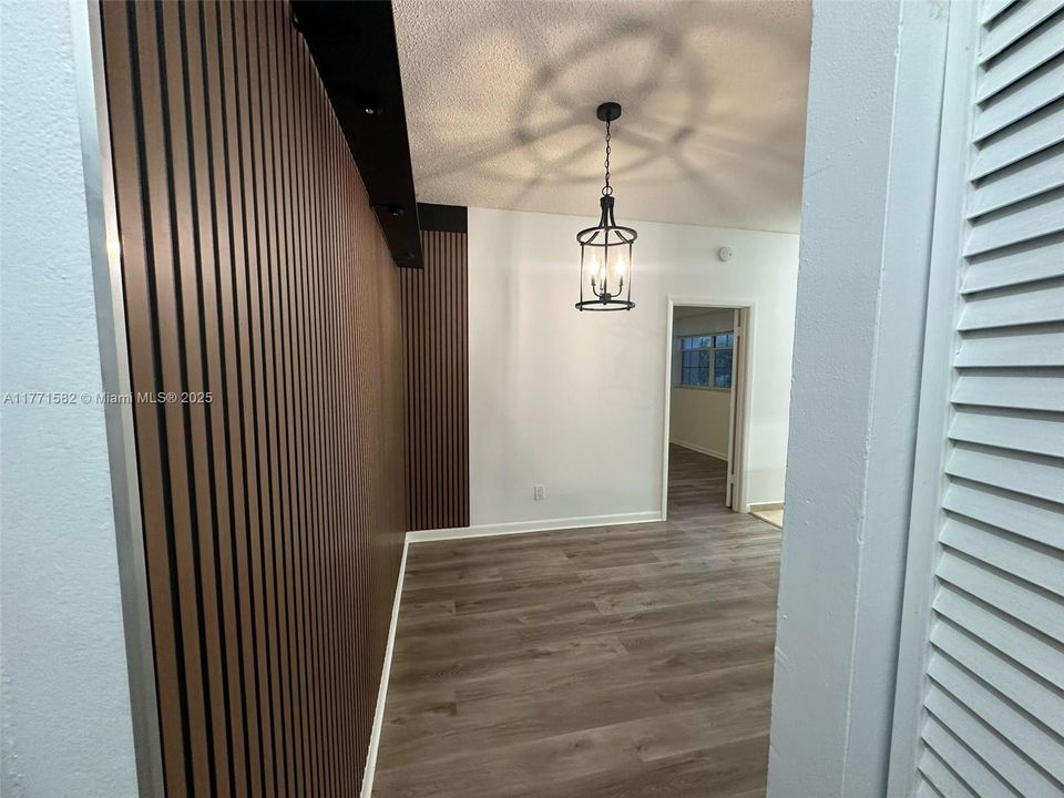 Recently Rented: $2,200 (2 beds, 2 baths, 807 Square Feet)