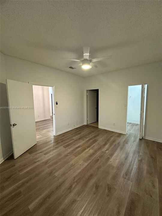 Recently Rented: $2,200 (2 beds, 2 baths, 807 Square Feet)