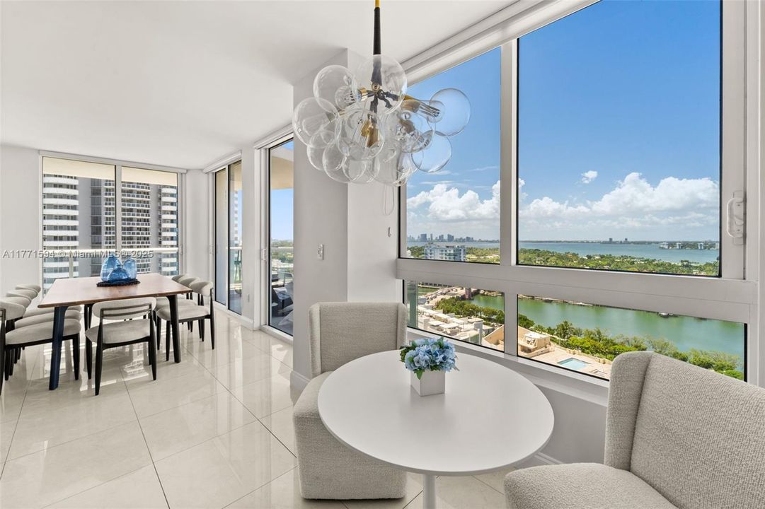 Vendido Recientemente: $1,499,000 (2 camas, 2 baños, 1322 Pies cuadrados)