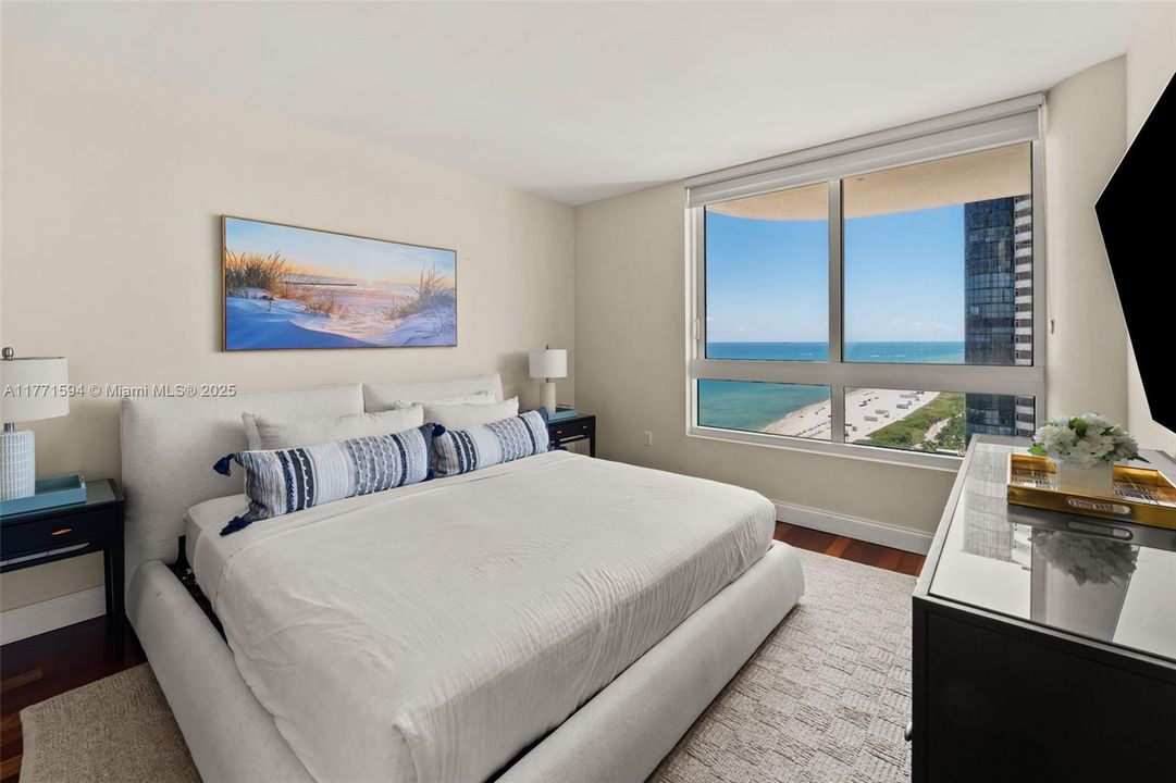 Vendido Recientemente: $1,499,000 (2 camas, 2 baños, 1322 Pies cuadrados)