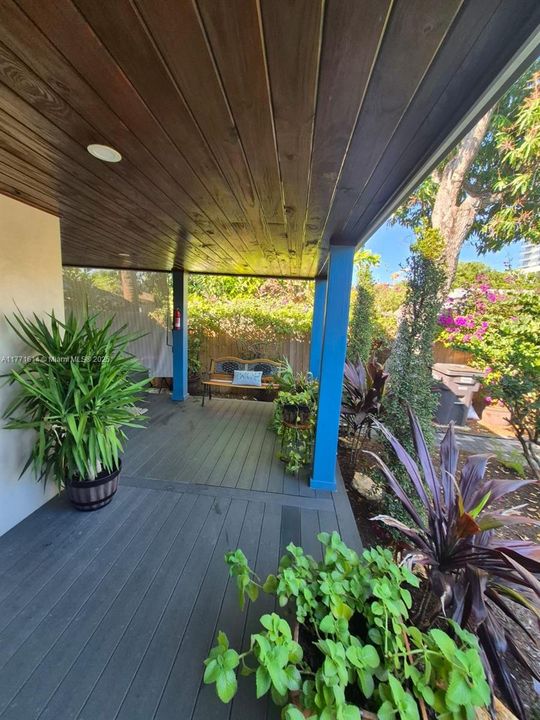 Recently Rented: $3,500 (3 beds, 2 baths, 1030 Square Feet)