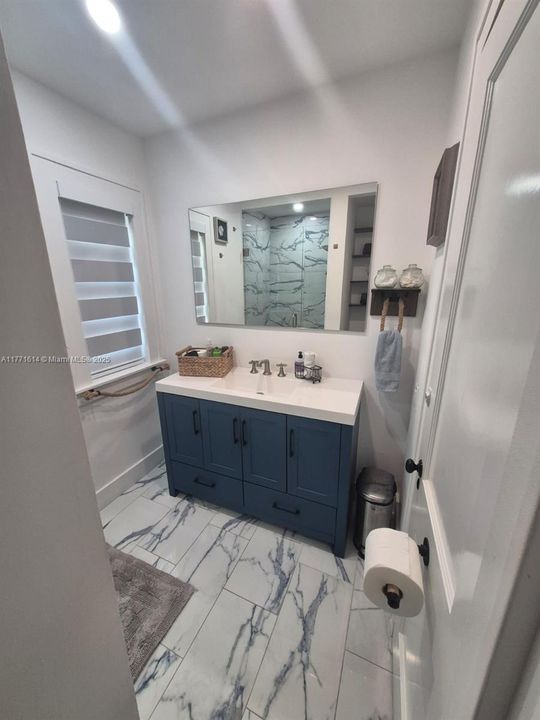 Recently Rented: $3,500 (3 beds, 2 baths, 1030 Square Feet)