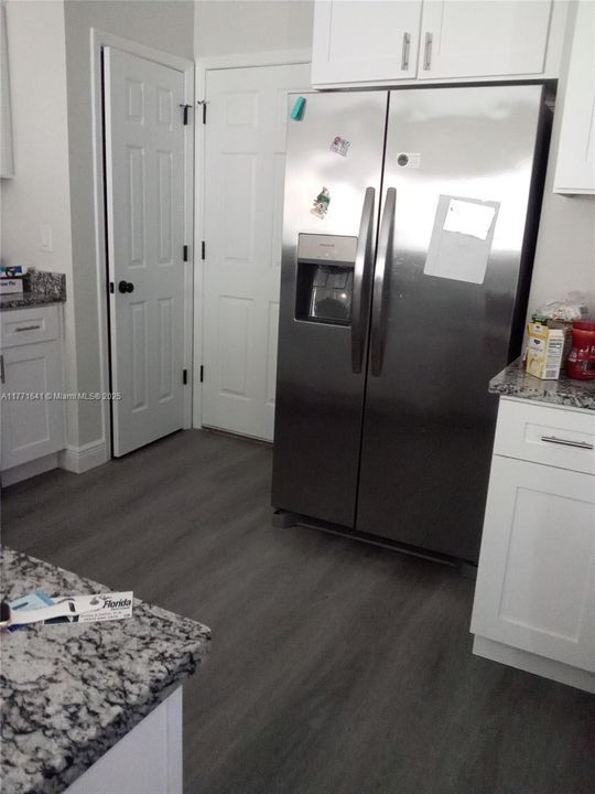 Recently Sold: $269,500 (3 beds, 2 baths, 1335 Square Feet)