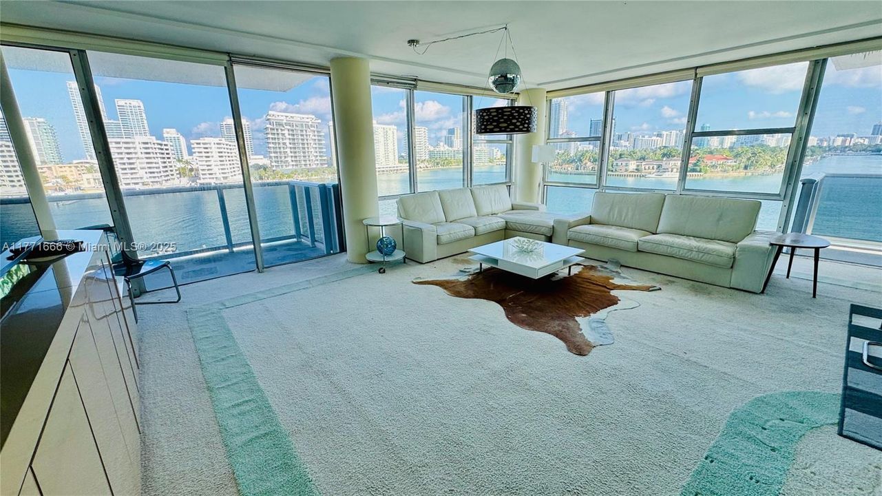 待售: $789,000 (2 贝兹, 2 浴室, 1540 平方英尺)