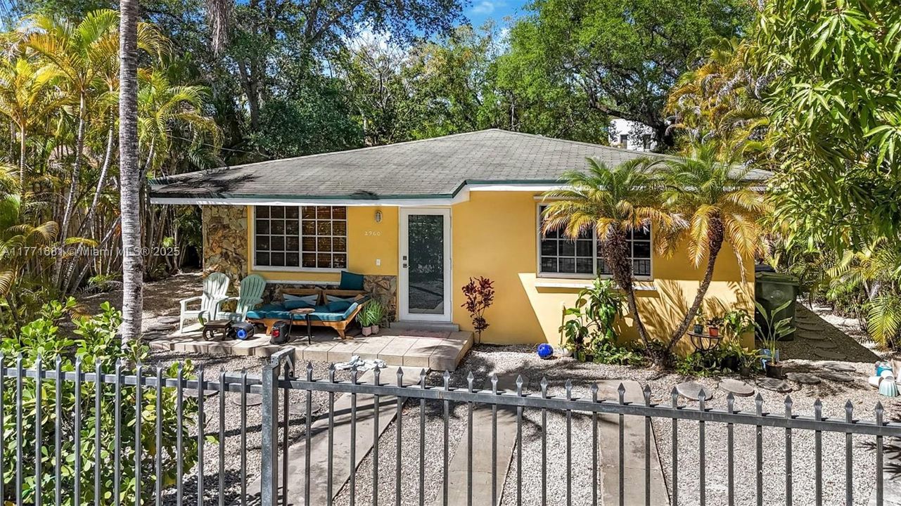 Activo con contrato: $2,400,000 (0 camas, 0 baños, 3195 Pies cuadrados)