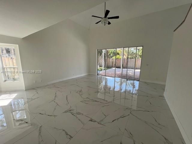 Recientemente alquilado: $6,500 (5 camas, 4 baños, 3174 Pies cuadrados)