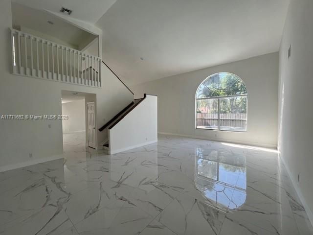 Recientemente alquilado: $6,500 (5 camas, 4 baños, 3174 Pies cuadrados)