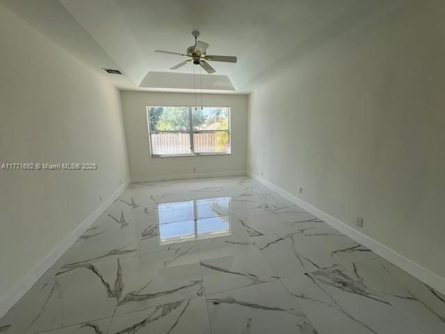 Recientemente alquilado: $6,500 (5 camas, 4 baños, 3174 Pies cuadrados)