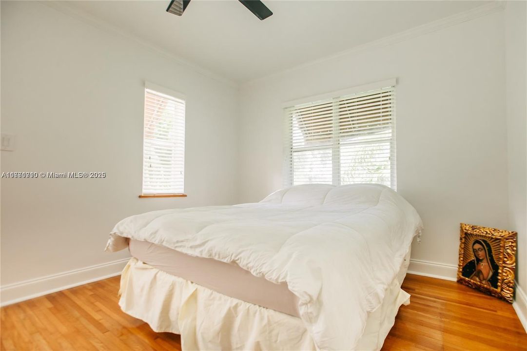 Recientemente alquilado: $5,300 (3 camas, 3 baños, 1680 Pies cuadrados)