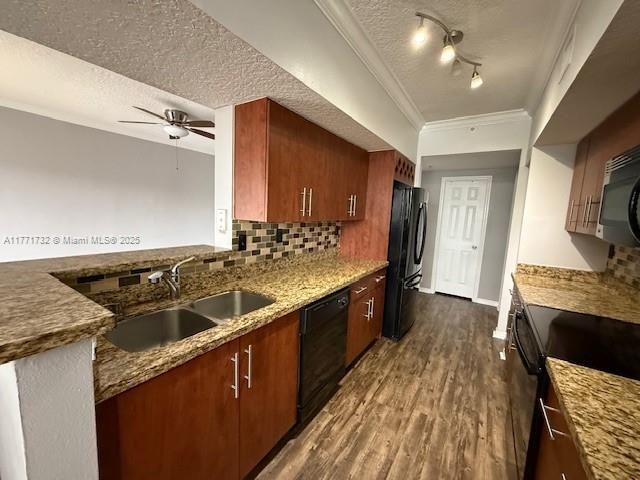 Recientemente alquilado: $2,450 (2 camas, 2 baños, 1130 Pies cuadrados)