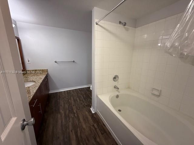 Recientemente alquilado: $2,450 (2 camas, 2 baños, 1130 Pies cuadrados)