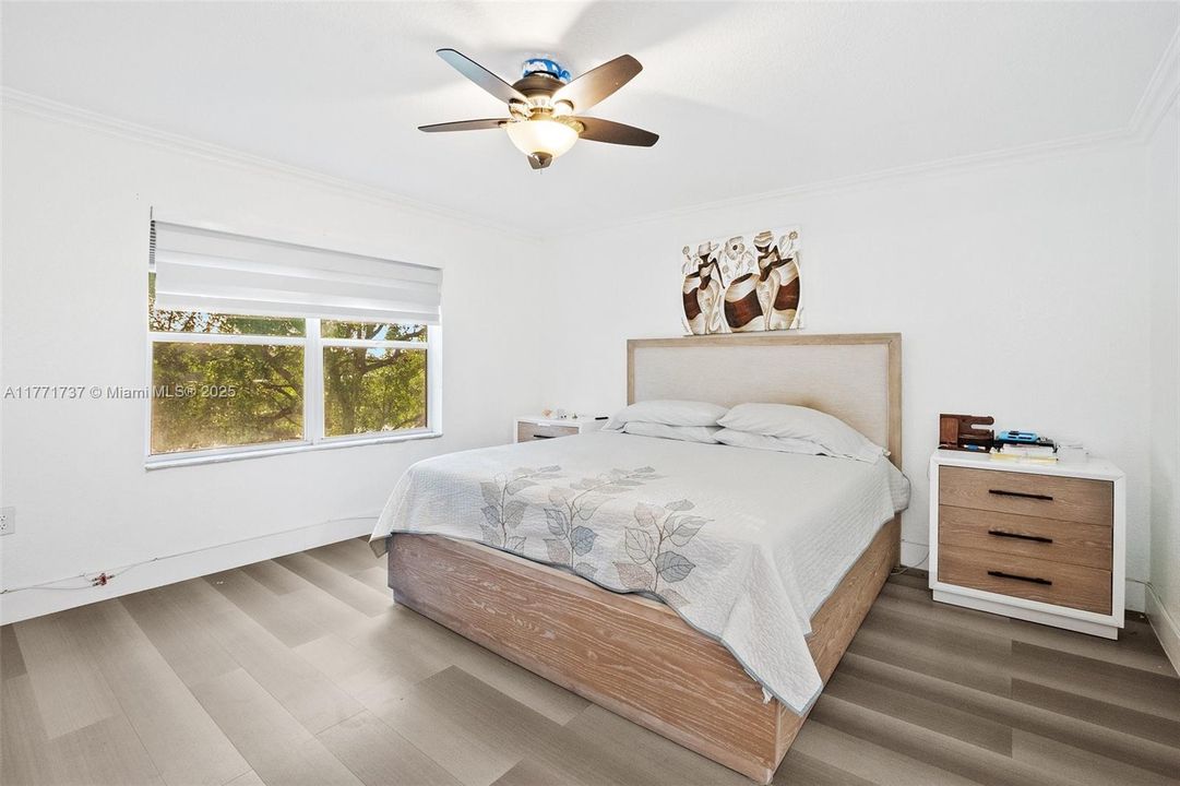 For Sale: $599,900 (4 beds, 3 baths, 1452 Square Feet)