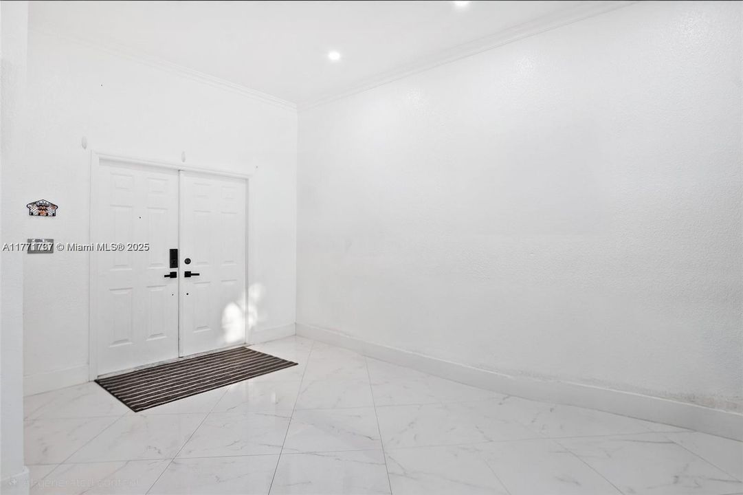 For Sale: $599,900 (4 beds, 3 baths, 1452 Square Feet)