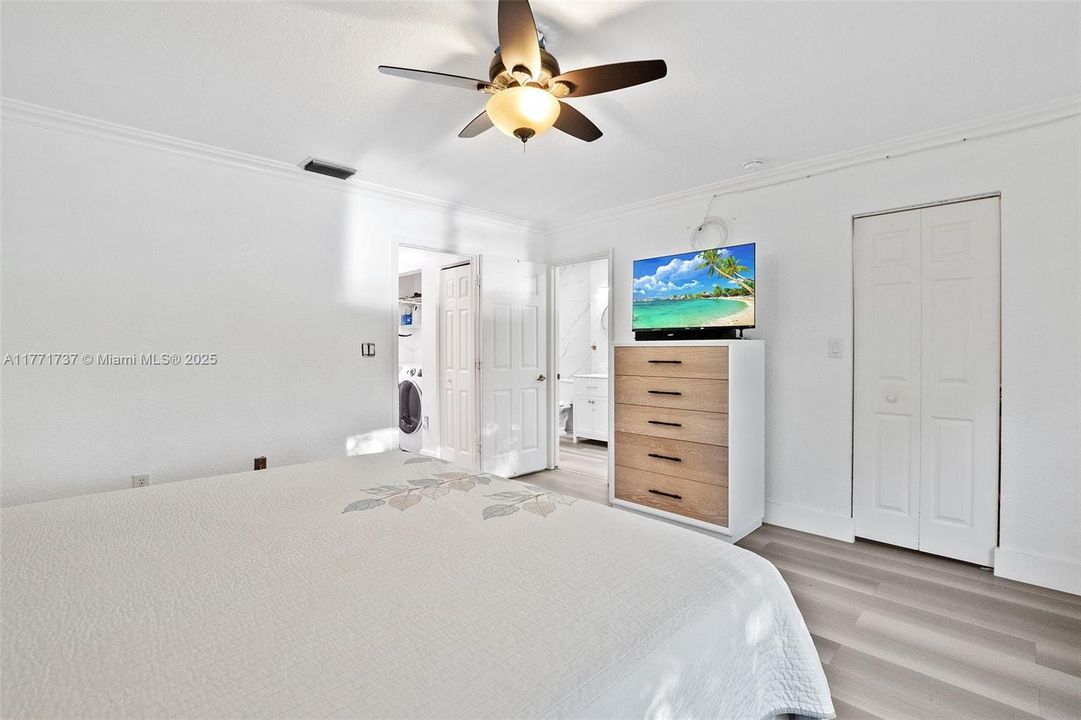 For Sale: $599,900 (4 beds, 3 baths, 1452 Square Feet)