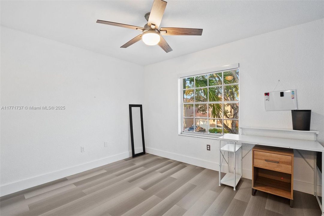 For Sale: $599,900 (4 beds, 3 baths, 1452 Square Feet)