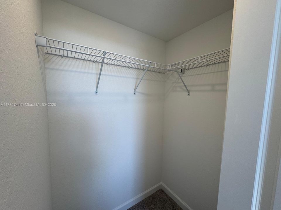 Recently Rented: $2,449 (3 beds, 3 baths, 1334 Square Feet)