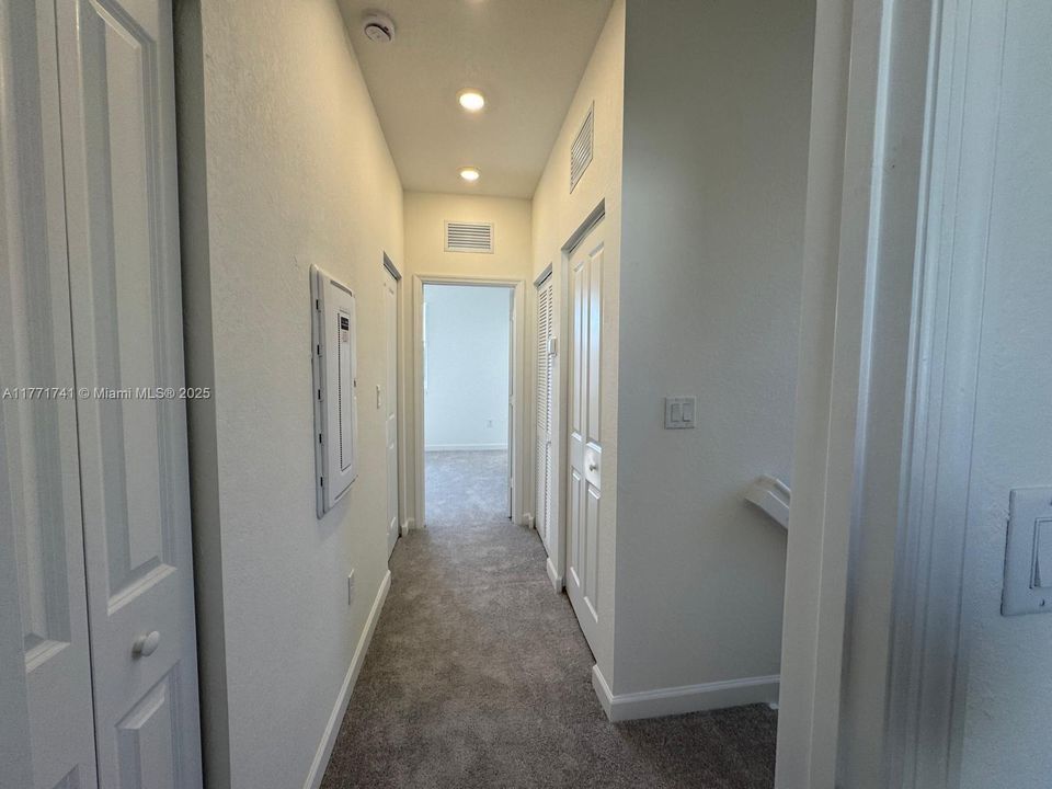 Recently Rented: $2,449 (3 beds, 3 baths, 1334 Square Feet)