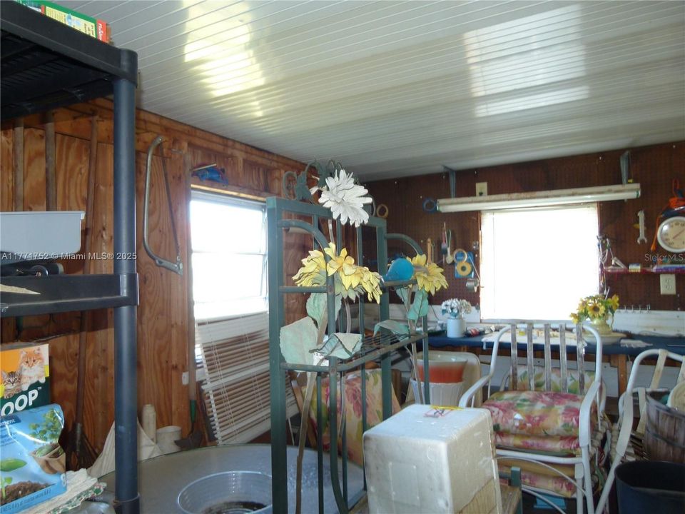 Recently Sold: $125,000 (2 beds, 2 baths, 1000 Square Feet)