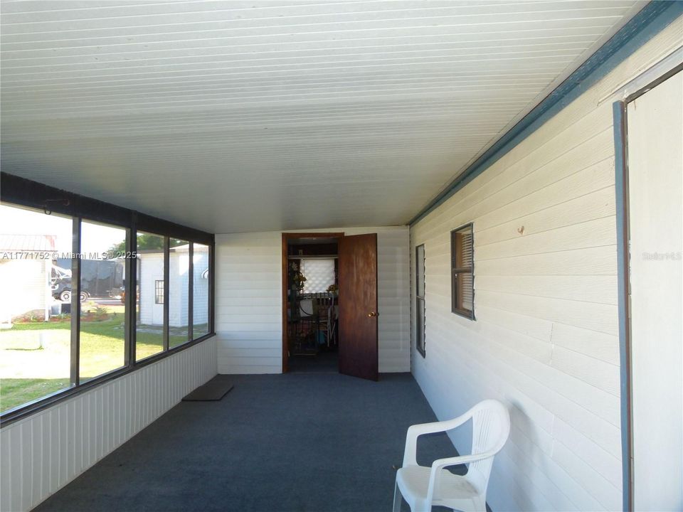 Recently Sold: $125,000 (2 beds, 2 baths, 1000 Square Feet)