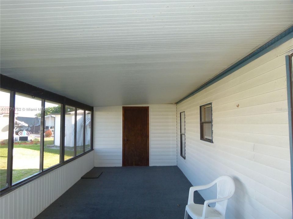 Recently Sold: $125,000 (2 beds, 2 baths, 1000 Square Feet)