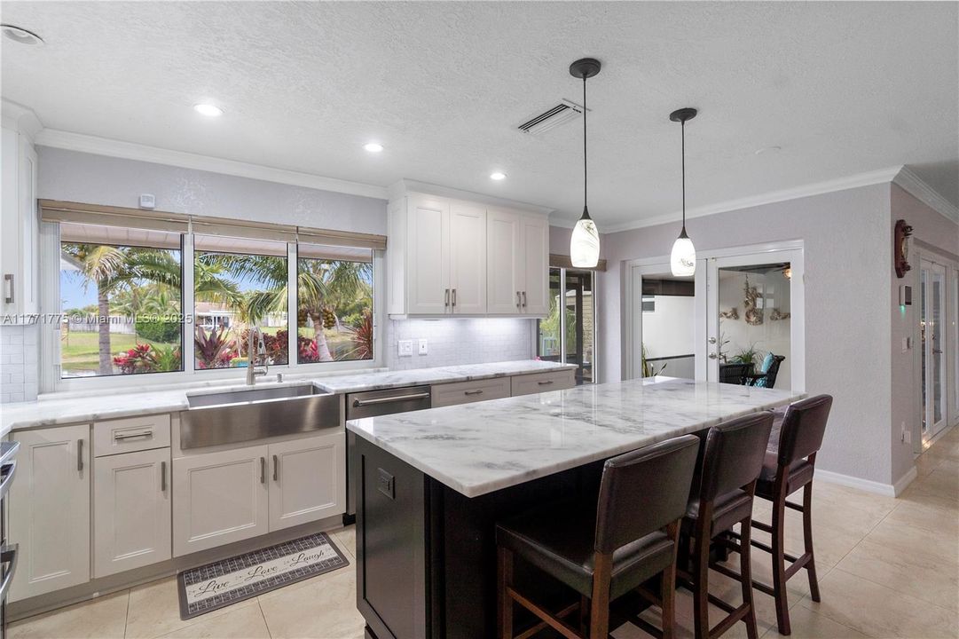 Недавно продано: $717,000 (3 спален, 2 ванн, 1548 Квадратных фут)