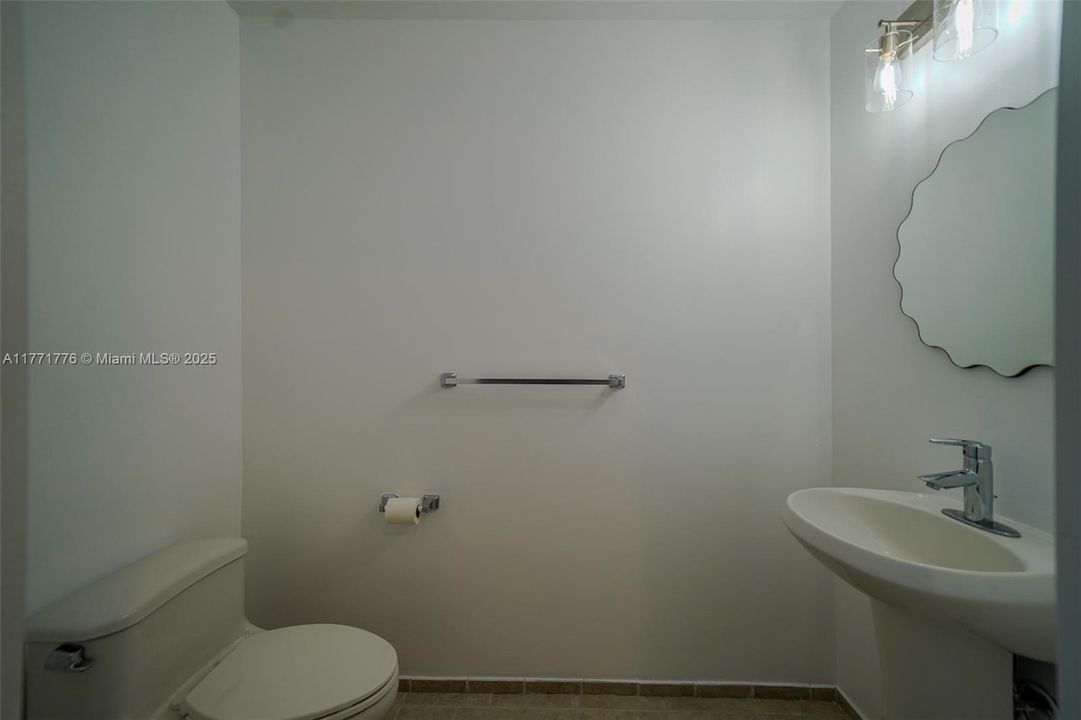 最近租的: $2,850 (1 贝兹, 1 浴室, 785 平方英尺)