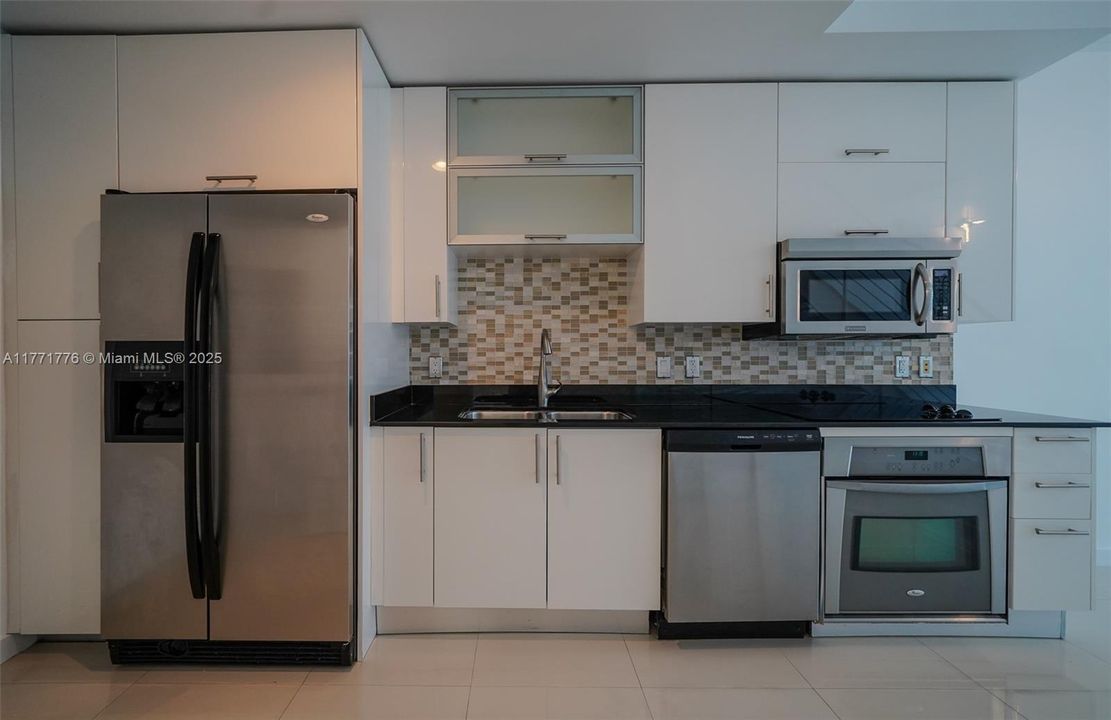 最近租的: $2,850 (1 贝兹, 1 浴室, 785 平方英尺)