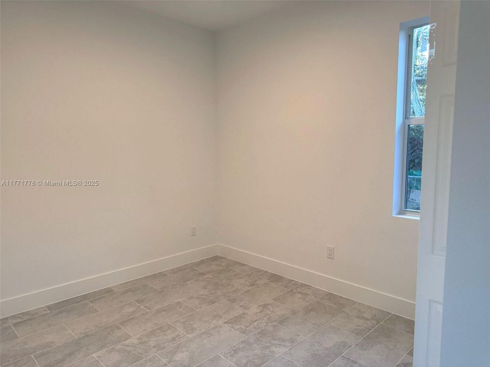 Recientemente alquilado: $2,700 (3 camas, 2 baños, 0 Pies cuadrados)