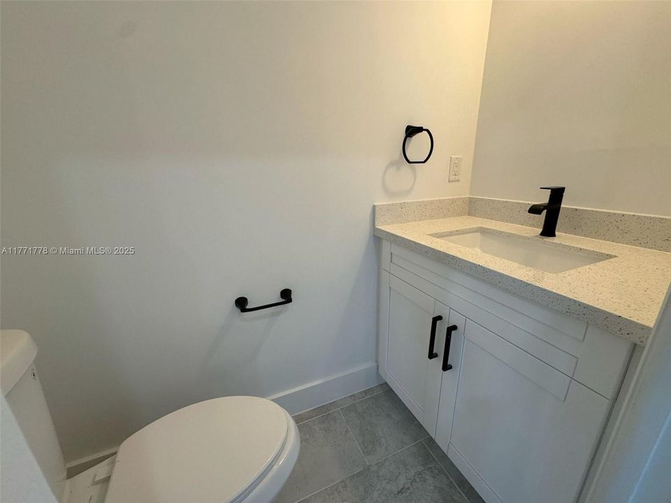 Recientemente alquilado: $2,700 (3 camas, 2 baños, 0 Pies cuadrados)