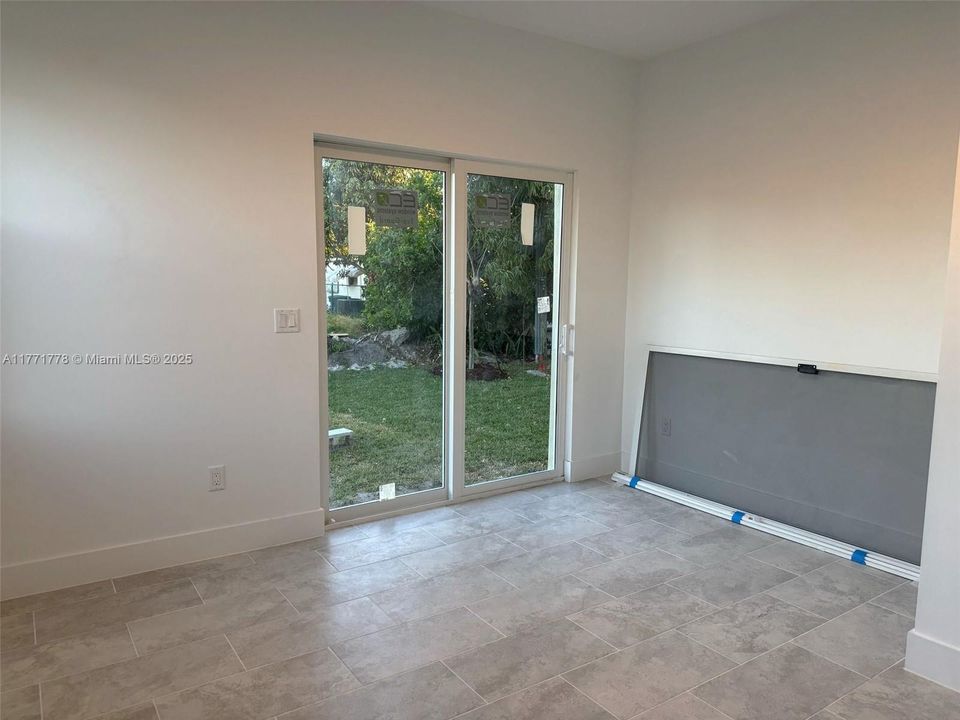 Recientemente alquilado: $2,700 (3 camas, 2 baños, 0 Pies cuadrados)