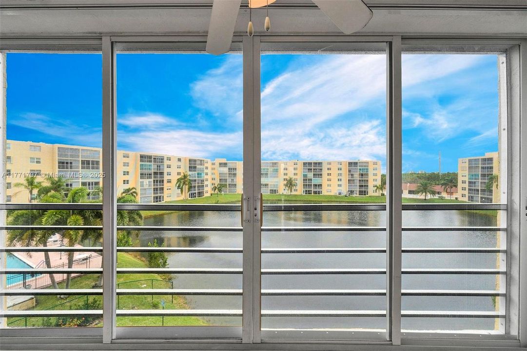 Recently Rented: $2,200 (2 beds, 2 baths, 1190 Square Feet)