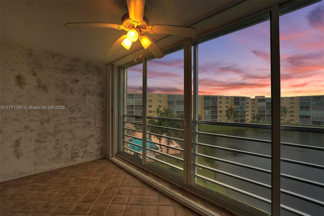 Recently Rented: $2,200 (2 beds, 2 baths, 1190 Square Feet)