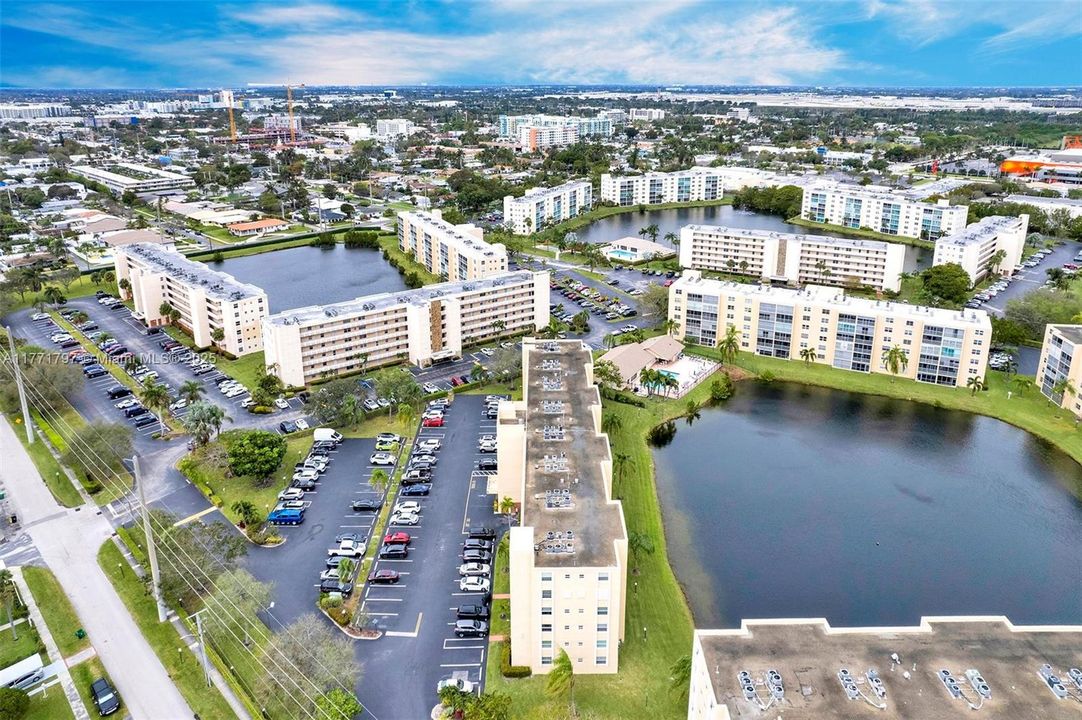 Recently Rented: $2,200 (2 beds, 2 baths, 1190 Square Feet)