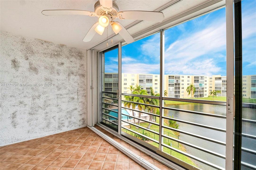 Recently Rented: $2,200 (2 beds, 2 baths, 1190 Square Feet)