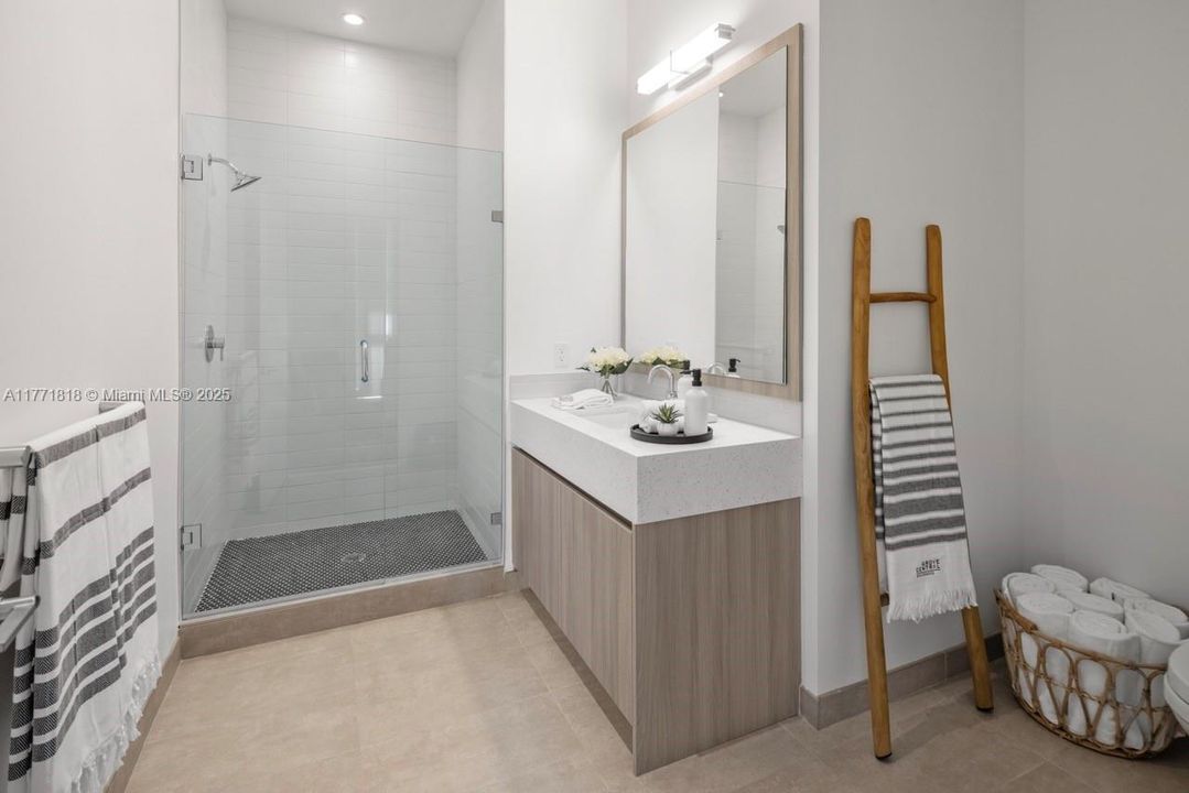 Note: These are sample pictures, and units may vary in views and finishes. The images shown are renderings of a 1-bedroom unit.