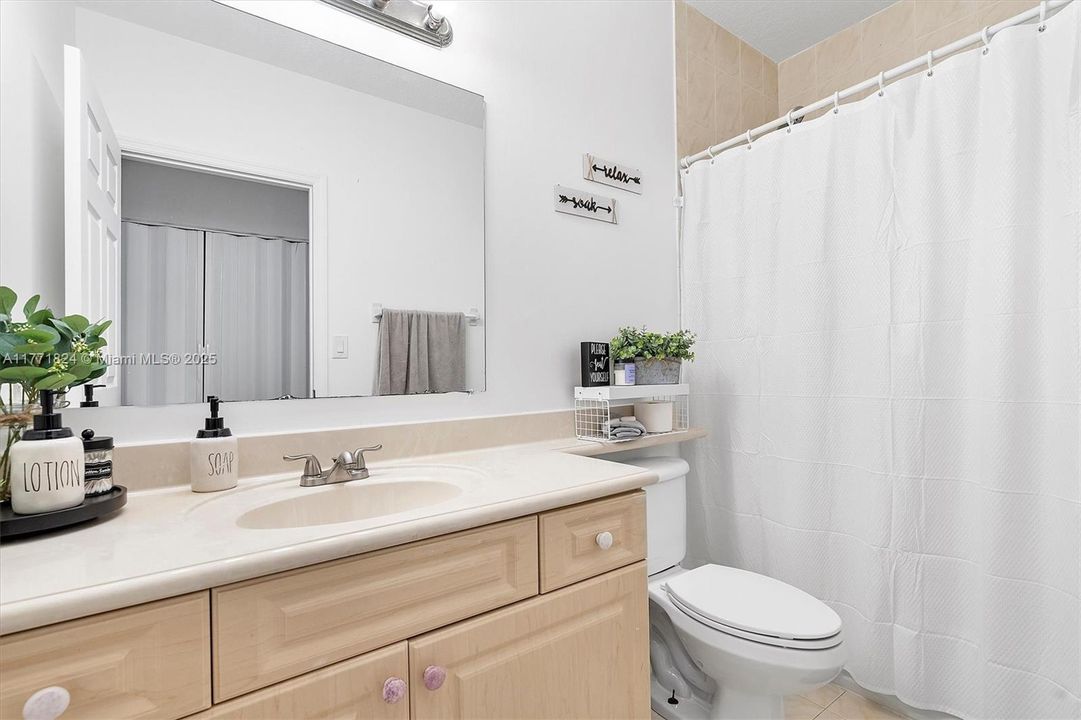 Recently Sold: $505,000 (4 beds, 3 baths, 2025 Square Feet)