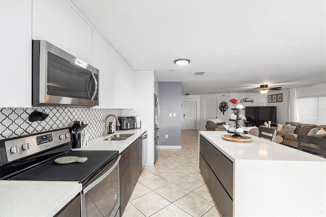 Recently Sold: $505,000 (4 beds, 3 baths, 2025 Square Feet)