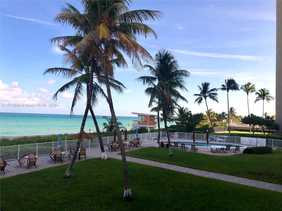 待售: $450,000 (2 贝兹, 2 浴室, 840 平方英尺)