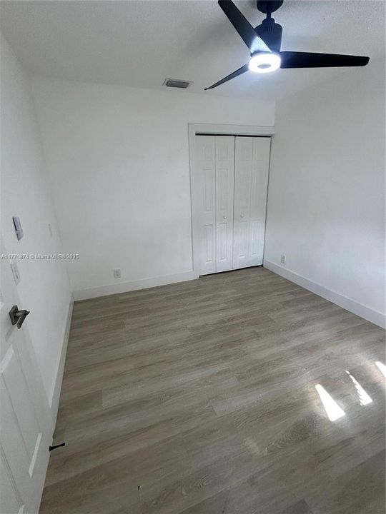 Recently Rented: $2,950 (3 beds, 2 baths, 3320 Square Feet)