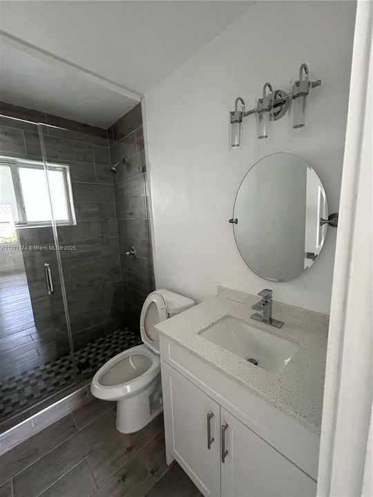 Recently Rented: $2,950 (3 beds, 2 baths, 3320 Square Feet)