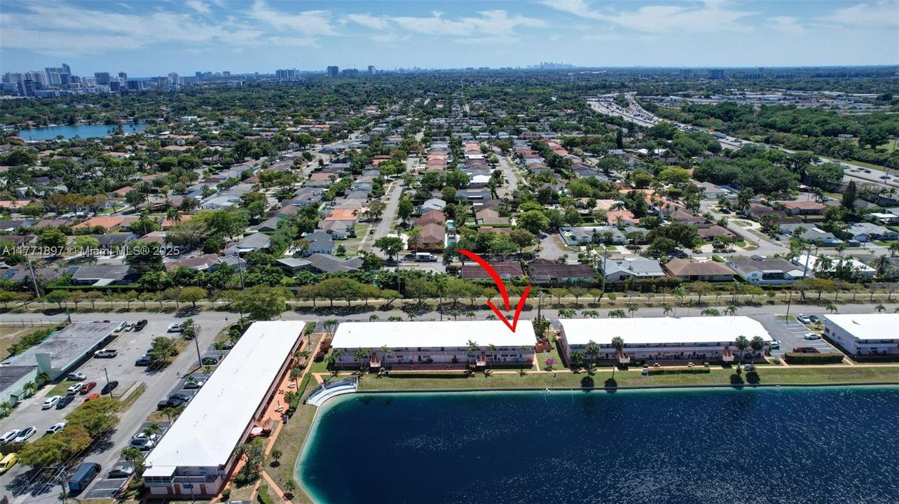 待售: $134,000 (2 贝兹, 1 浴室, 848 平方英尺)