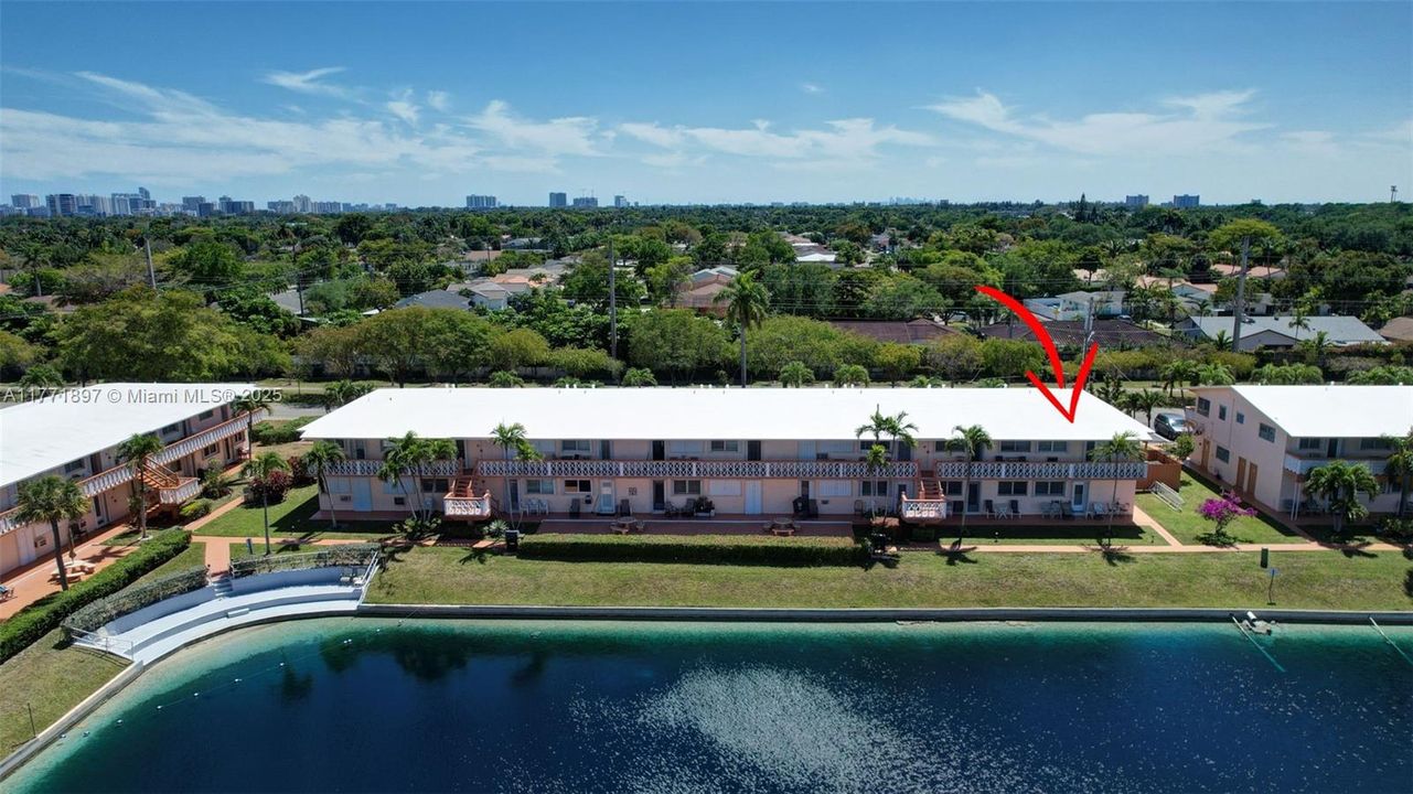 待售: $134,000 (2 贝兹, 1 浴室, 848 平方英尺)