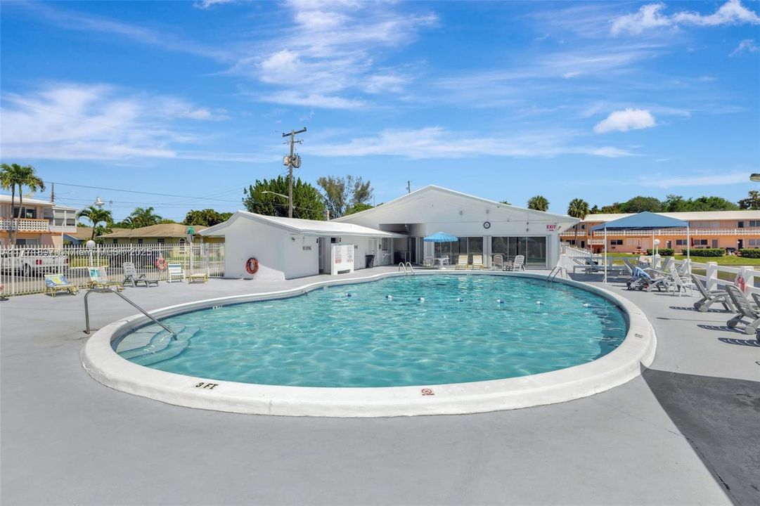 待售: $134,000 (2 贝兹, 1 浴室, 848 平方英尺)