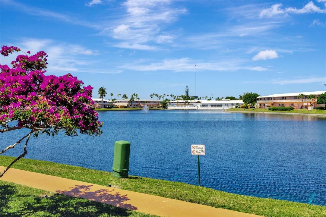 待售: $134,000 (2 贝兹, 1 浴室, 848 平方英尺)